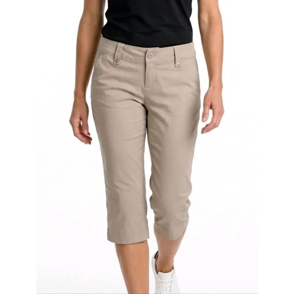Under Armour Tan Golf Athletic Sports Capris Size 2